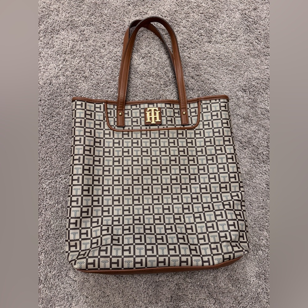 Tommy Hilfiger Tote Bag - Good Condition with Minor Bottom Scuff